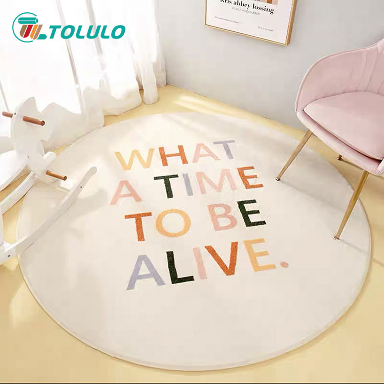 Cén Fáth a Bhfuil Ceannas ag Cairpéid Pháistí Bog Ard-charn i bPlandlanna Nua-Aimseartha